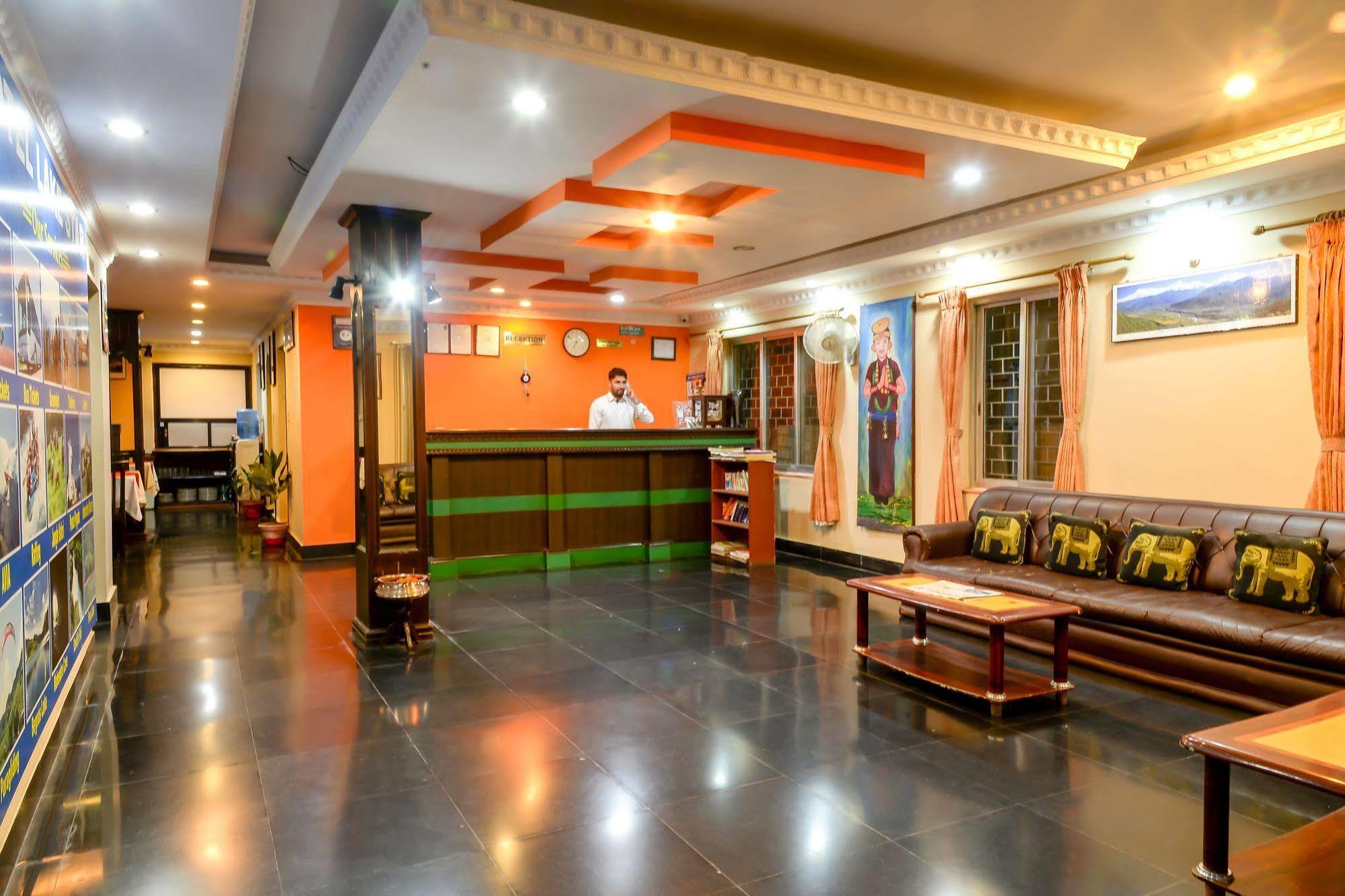 Hotel Lake Star Pokhara Exterior foto